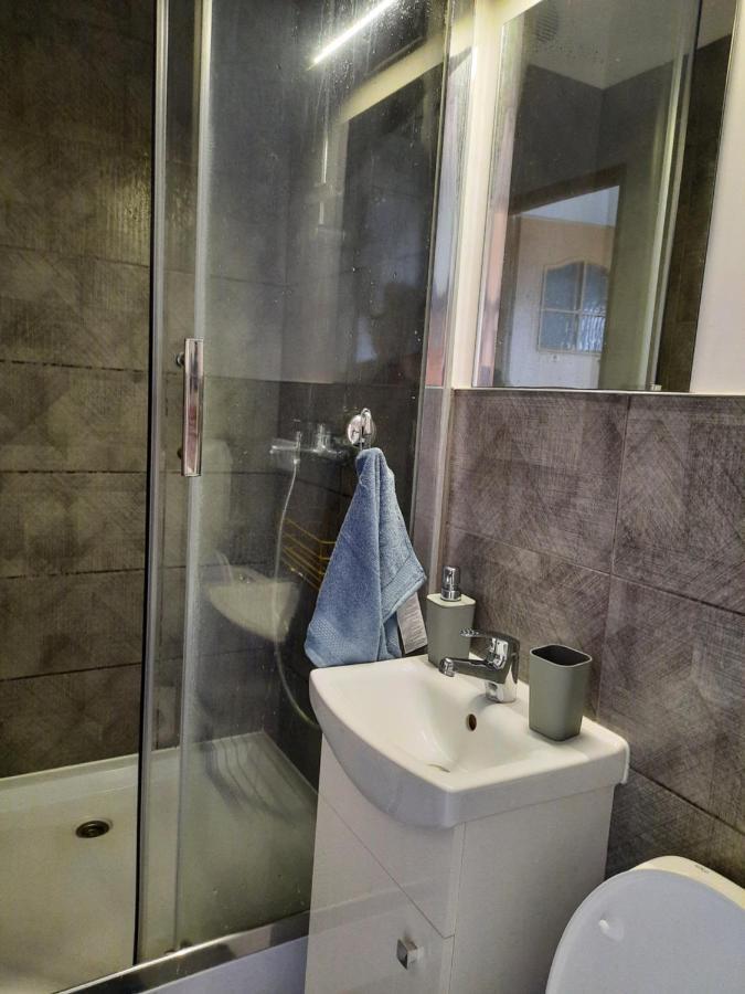 Przytulny Apartament Nad Morzem Apartment กดัญสก์ ภายนอก รูปภาพ